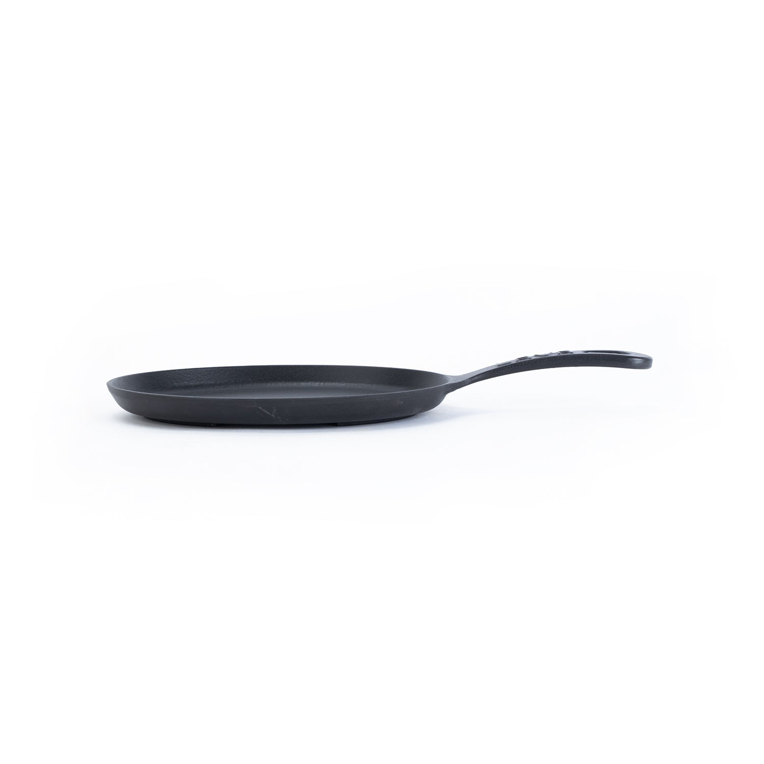 Oval Black Pan 9.25" x 7" x h:1"